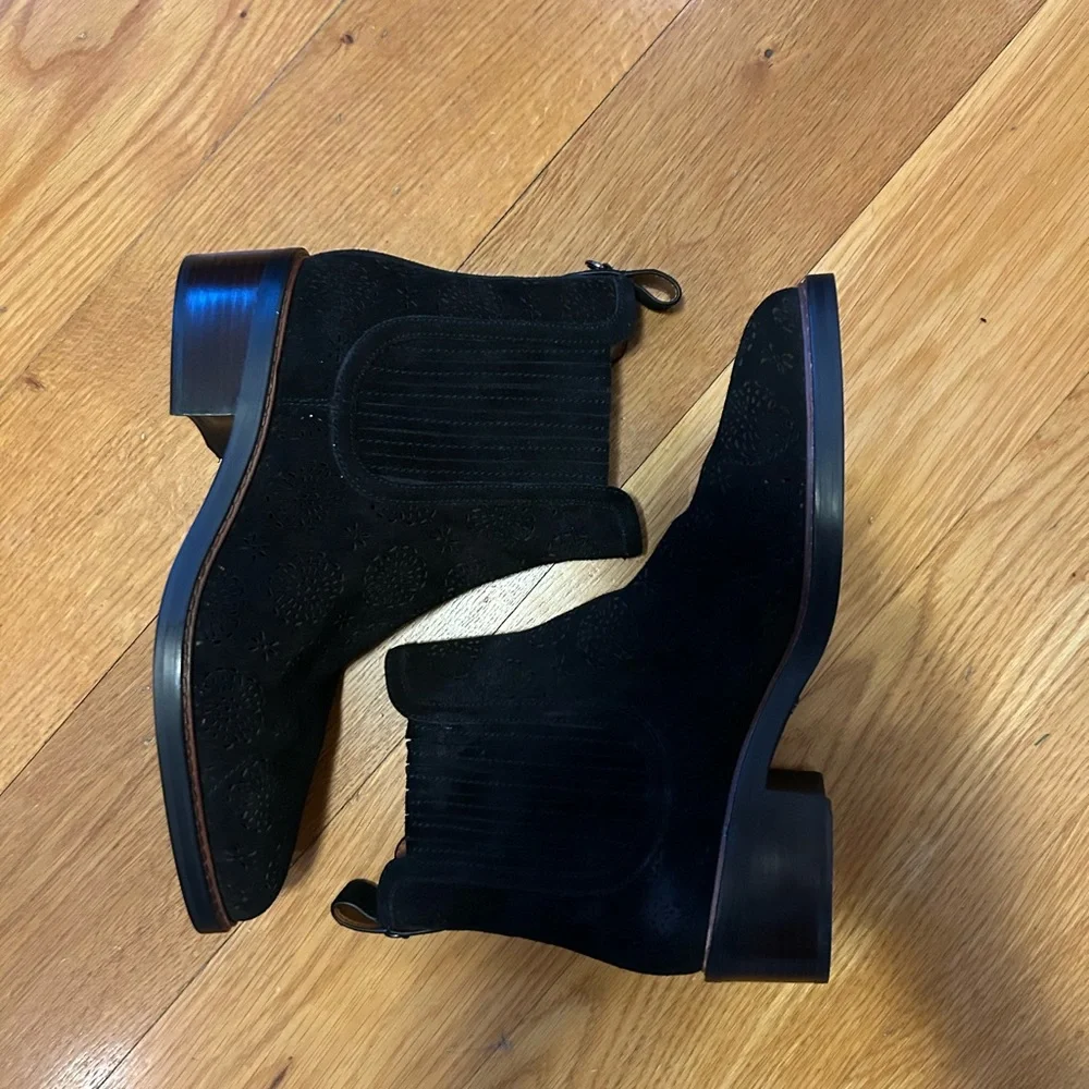 Coach Woman’s Black Suede Bowery Ankle Booties, 10 B - Picture 3 of 9